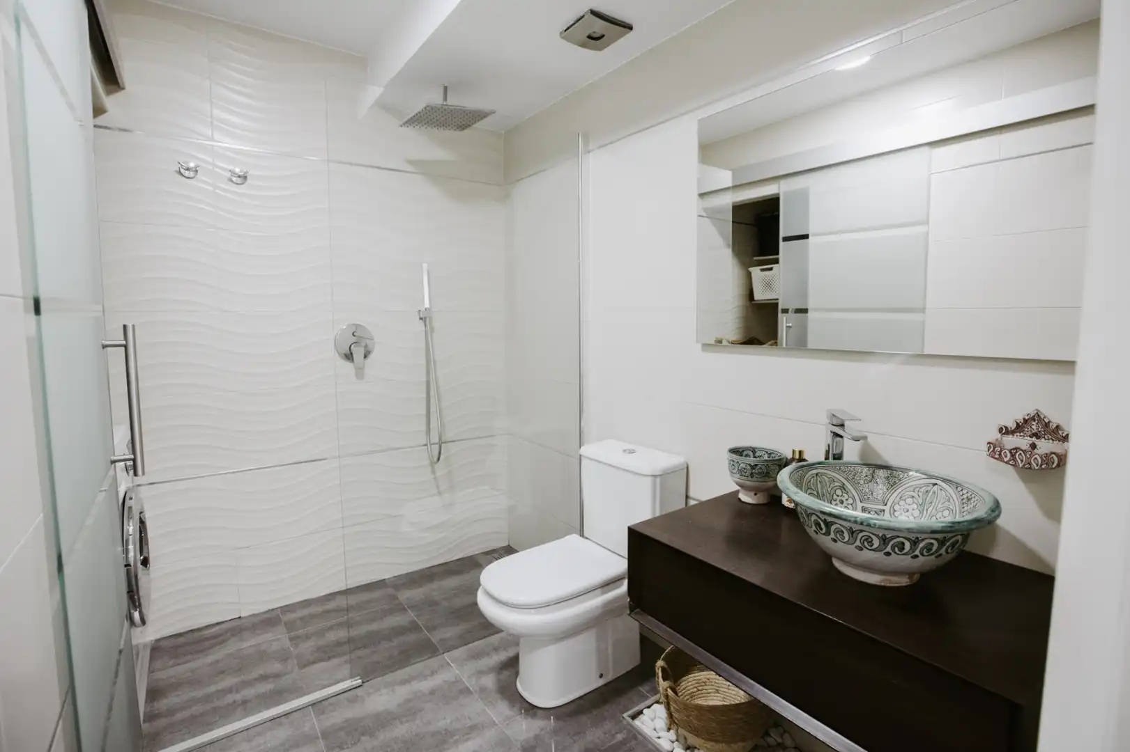 Bathroom of Apartments for rent in Calpe / Calp  with Air Conditioner, Heating and Parquet flooring