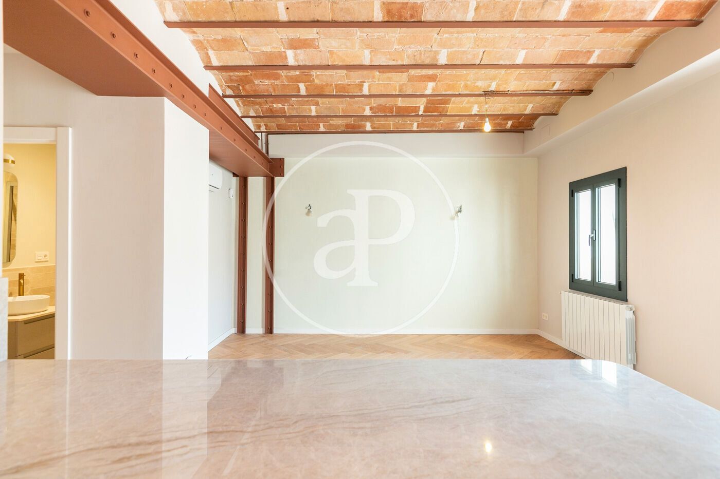 Living room of Flat for sale in  Barcelona Capital  with Air Conditioner, Heating and Terrace