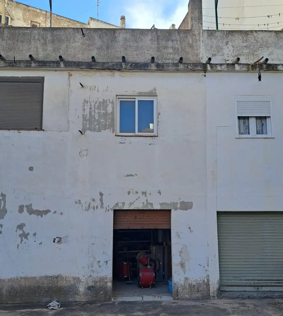 Exterior view of Flat for sale in Requena  with Heating, Parquet flooring and Terrace