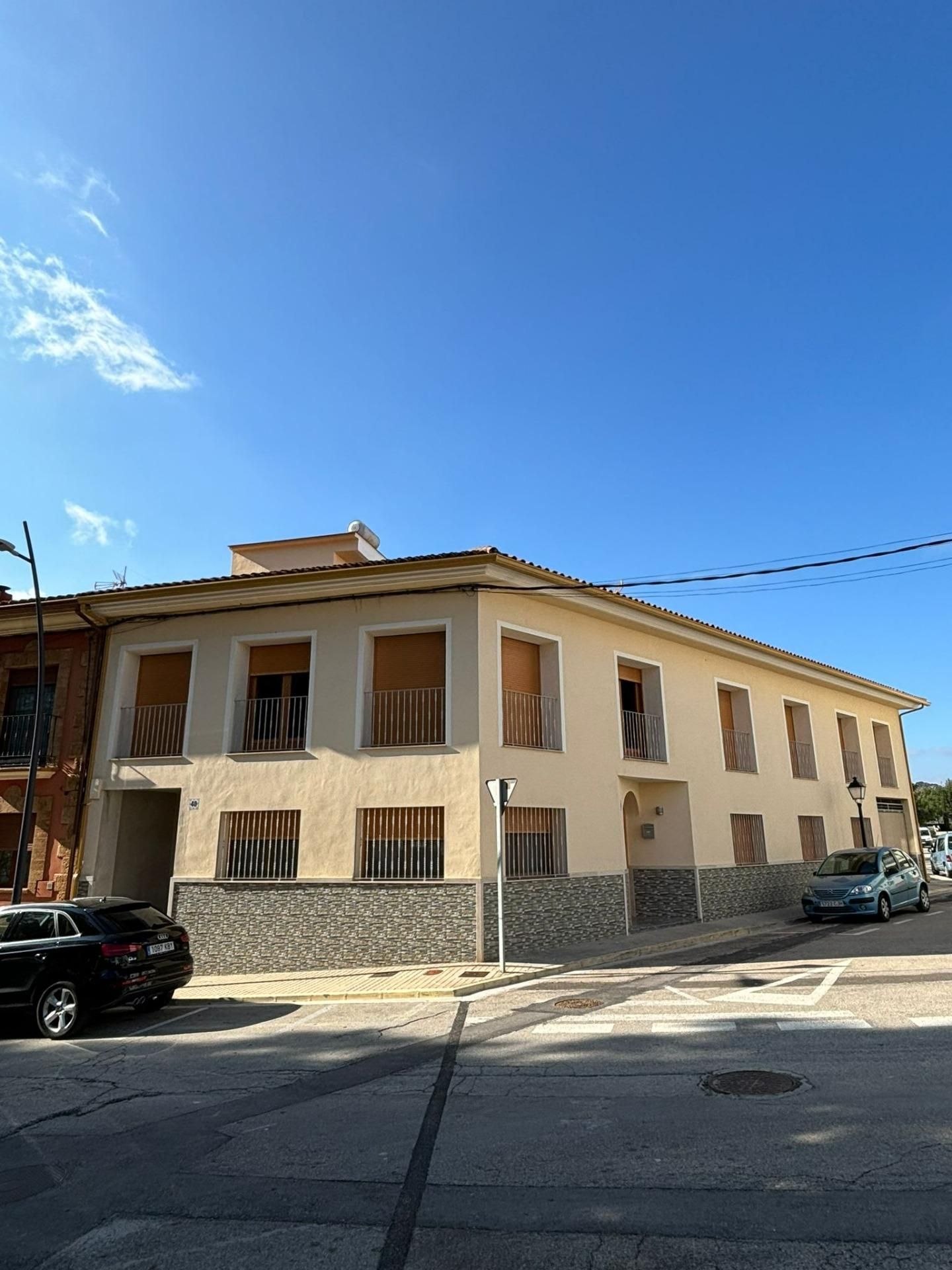 Vista exterior de Pis en venda en Salem amb Calefacció, Jardí privat i Terrassa
