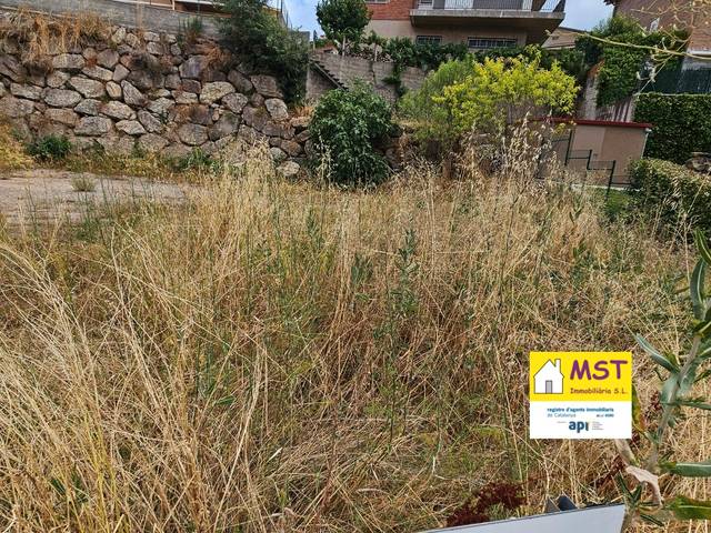 Terreno residencial en Venta en Carrer Arquitecte Antoni Gaudi en Puig-reig