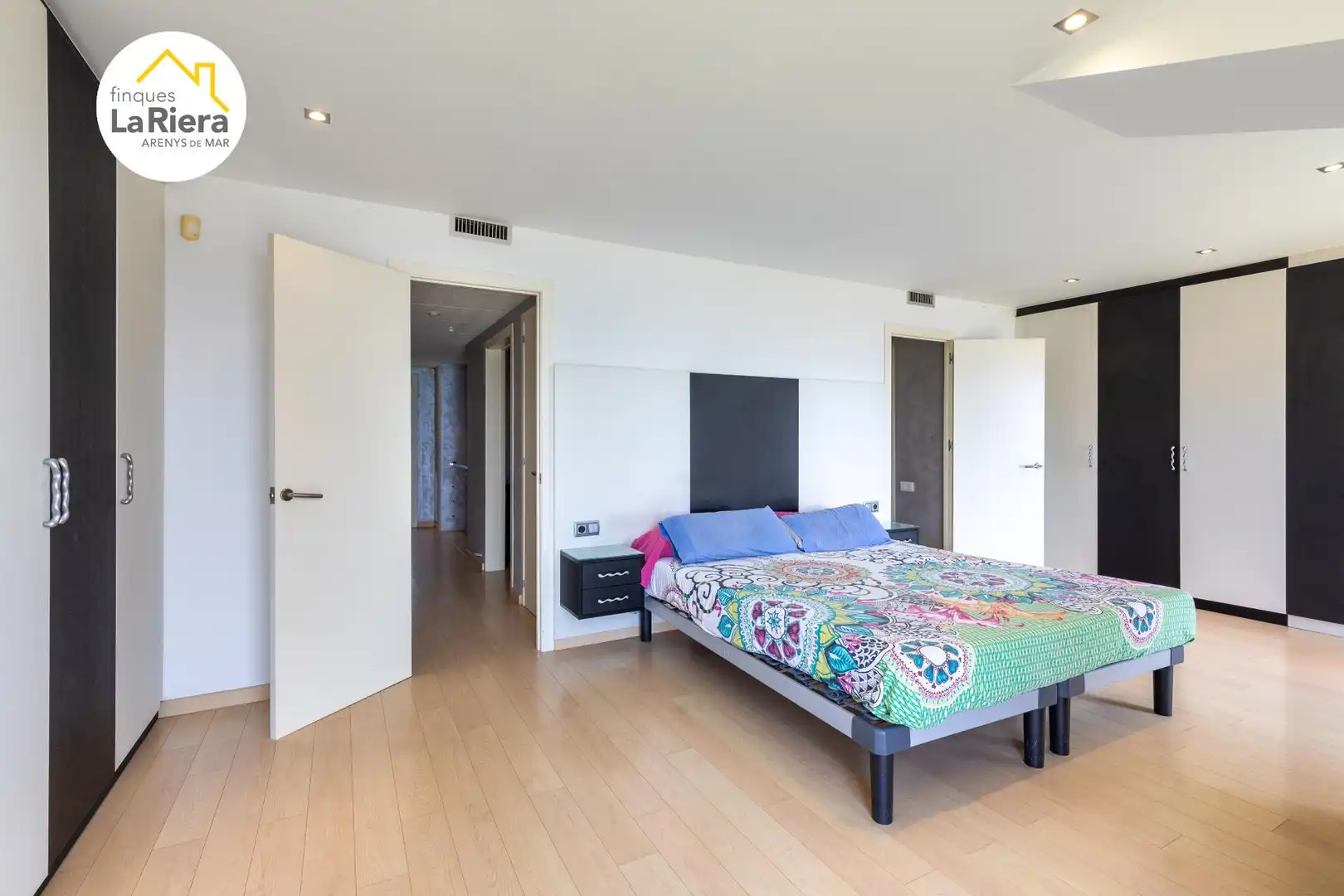 Habitación de Casa o chalet en venta en Arenys de Mar con Aire acondicionado, Calefacción y Jardín privado