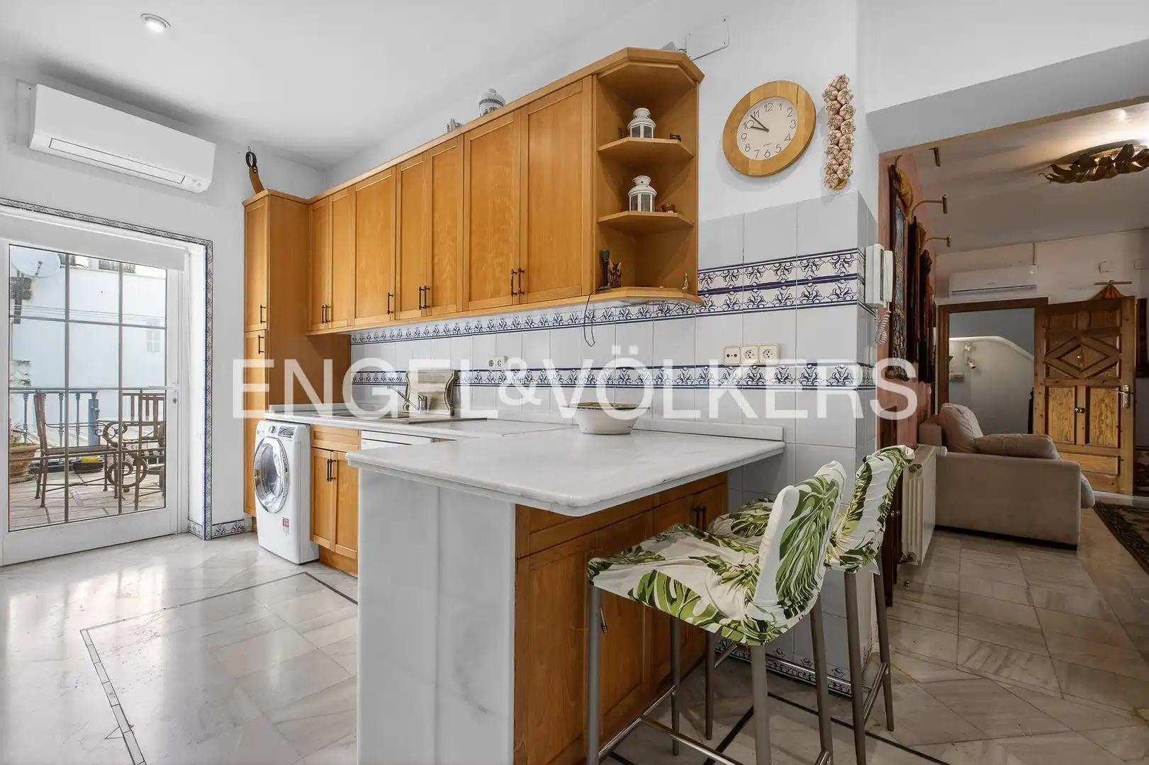 Kitchen of Houses for sale in Sevilla  with Air Conditioner, Heating and Parquet flooring