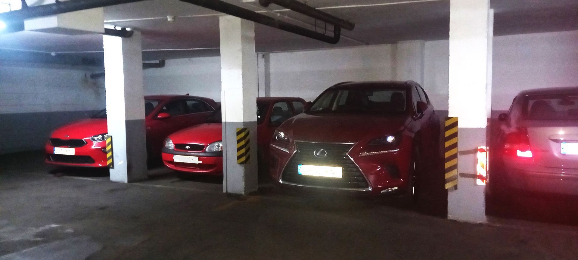 Aparcament de Garatge en venda en Badalona