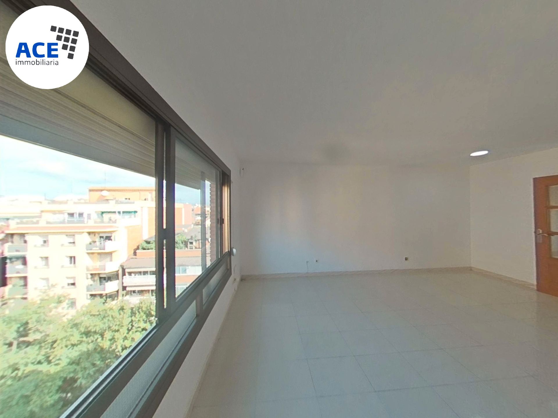 Sala d'estar de Àtic en venda en Rubí amb Aire condicionat, Calefacció i Forn