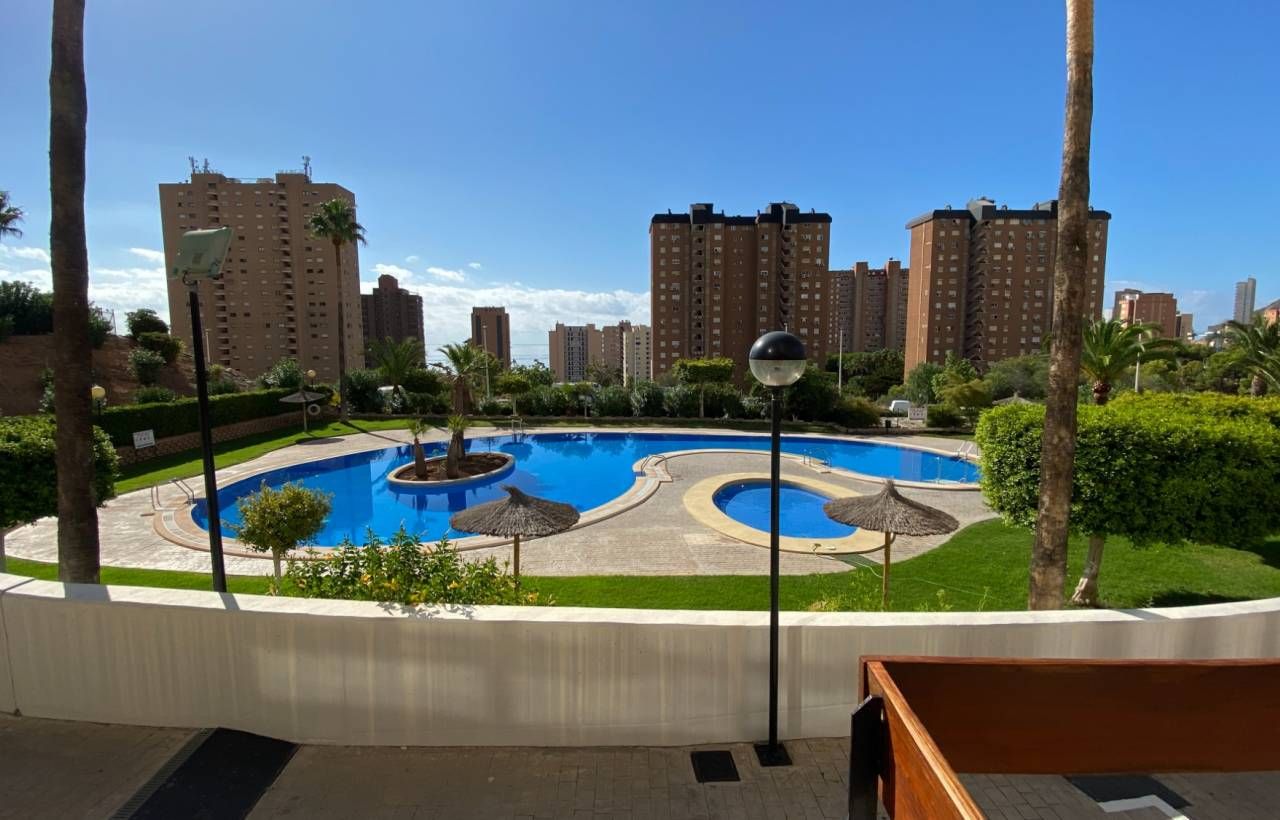 Exterior view of Apartment for sale in Benidorm  with Air Conditioner, Heating and Private garden