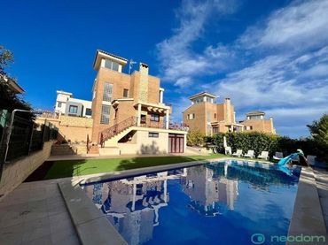 Maison avec piscine à vendre à Carrer Coll de Rates