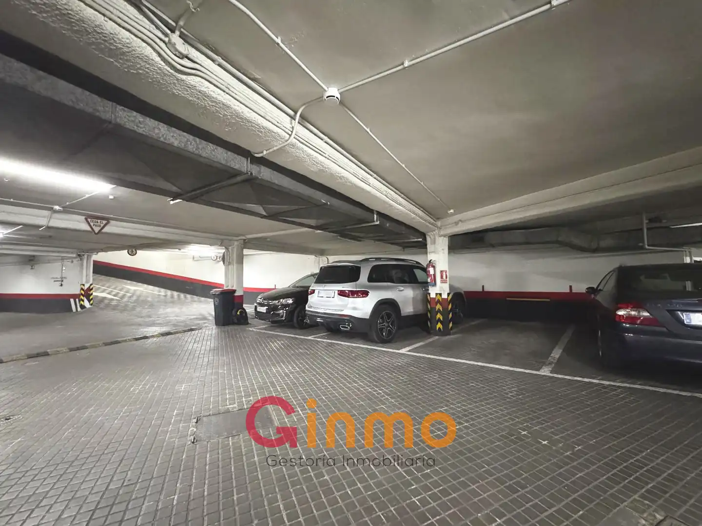 Garage for rent in Calle del General Díaz Porlier, 84, Lista