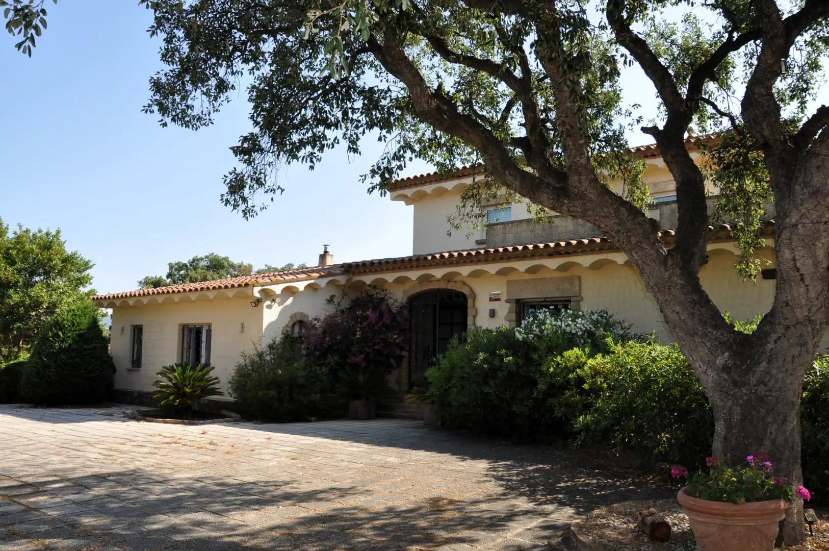 Vista exterior de Casa o chalet en venta en Garriguella con Aire acondicionado, Calefacción y Jardín privado