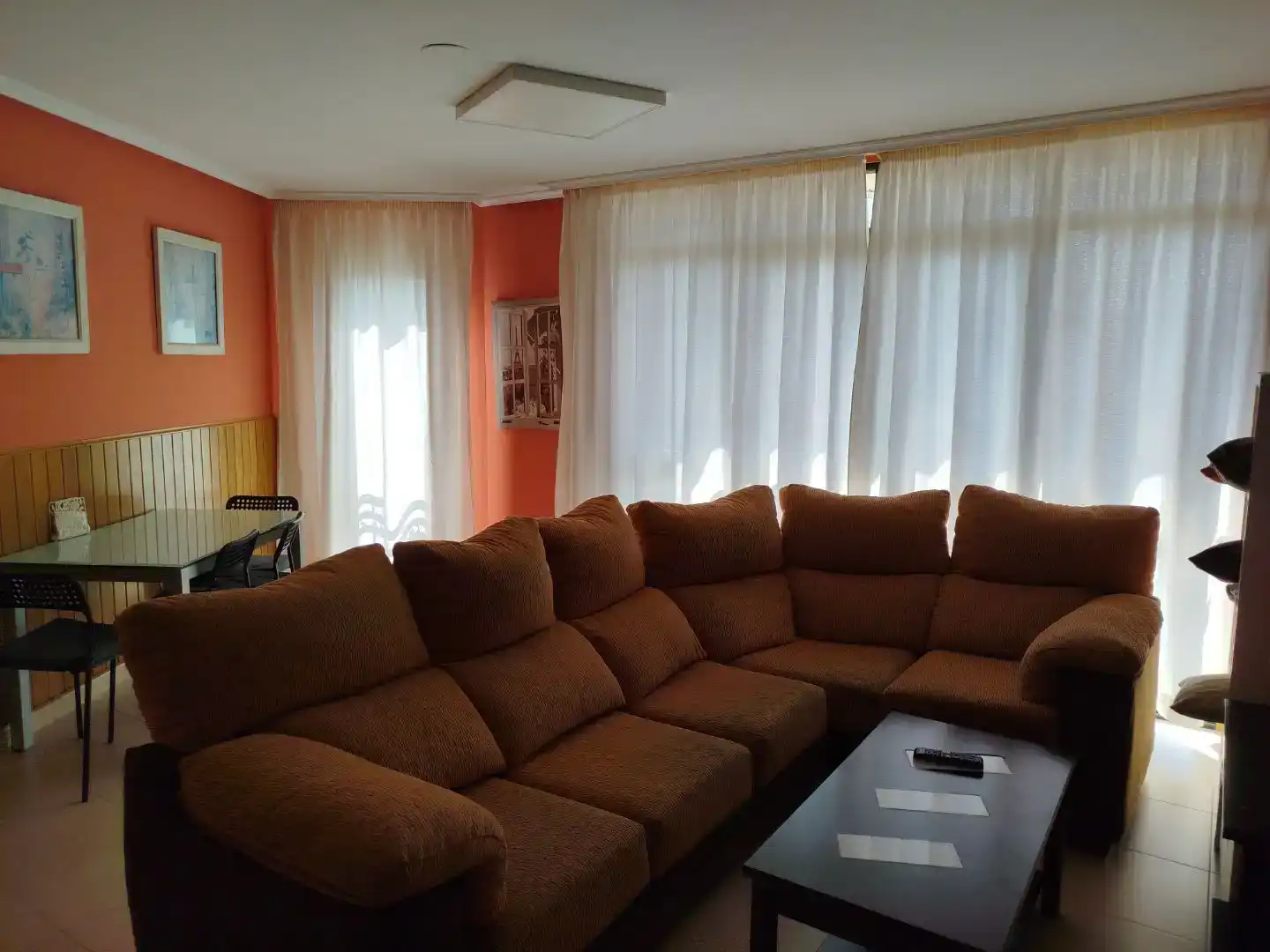 Sala d'estar de Pis en venda en Ortigueira amb Piscina i Balcó