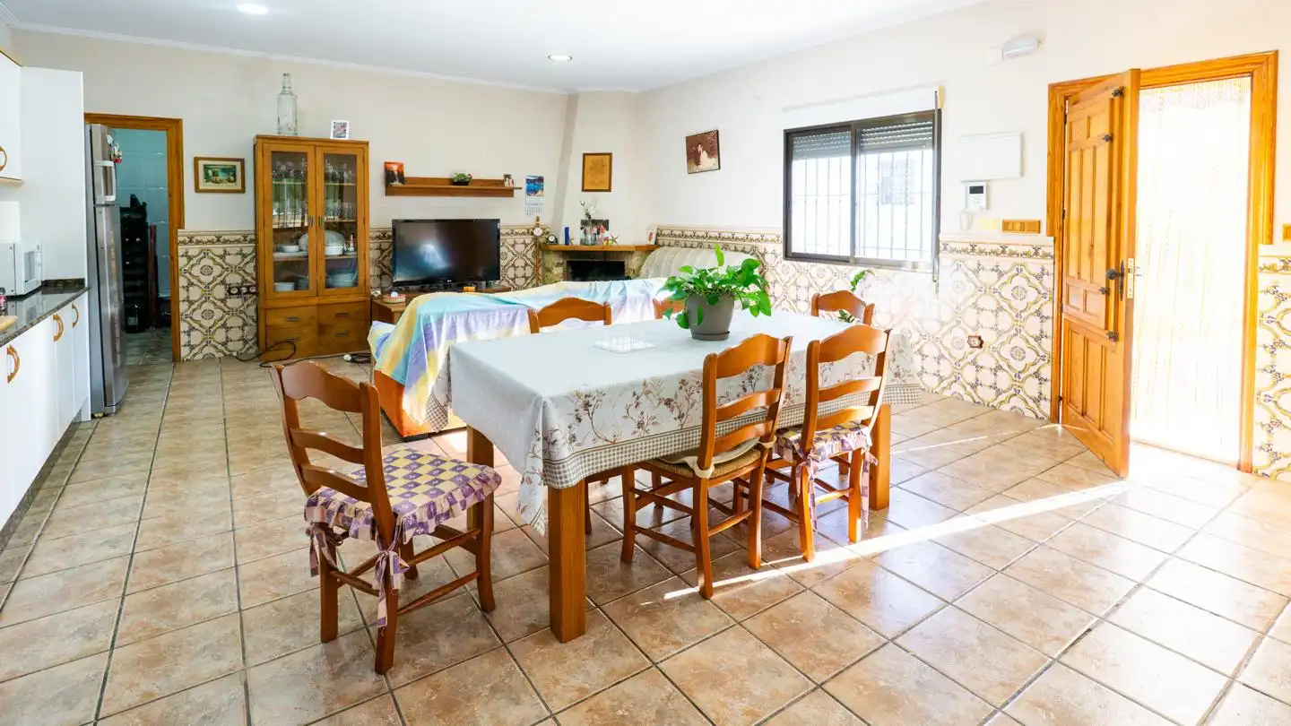 Comedor de Casa o chalet en venta en Crevillent con Aire acondicionado, Jardín privado y Terraza