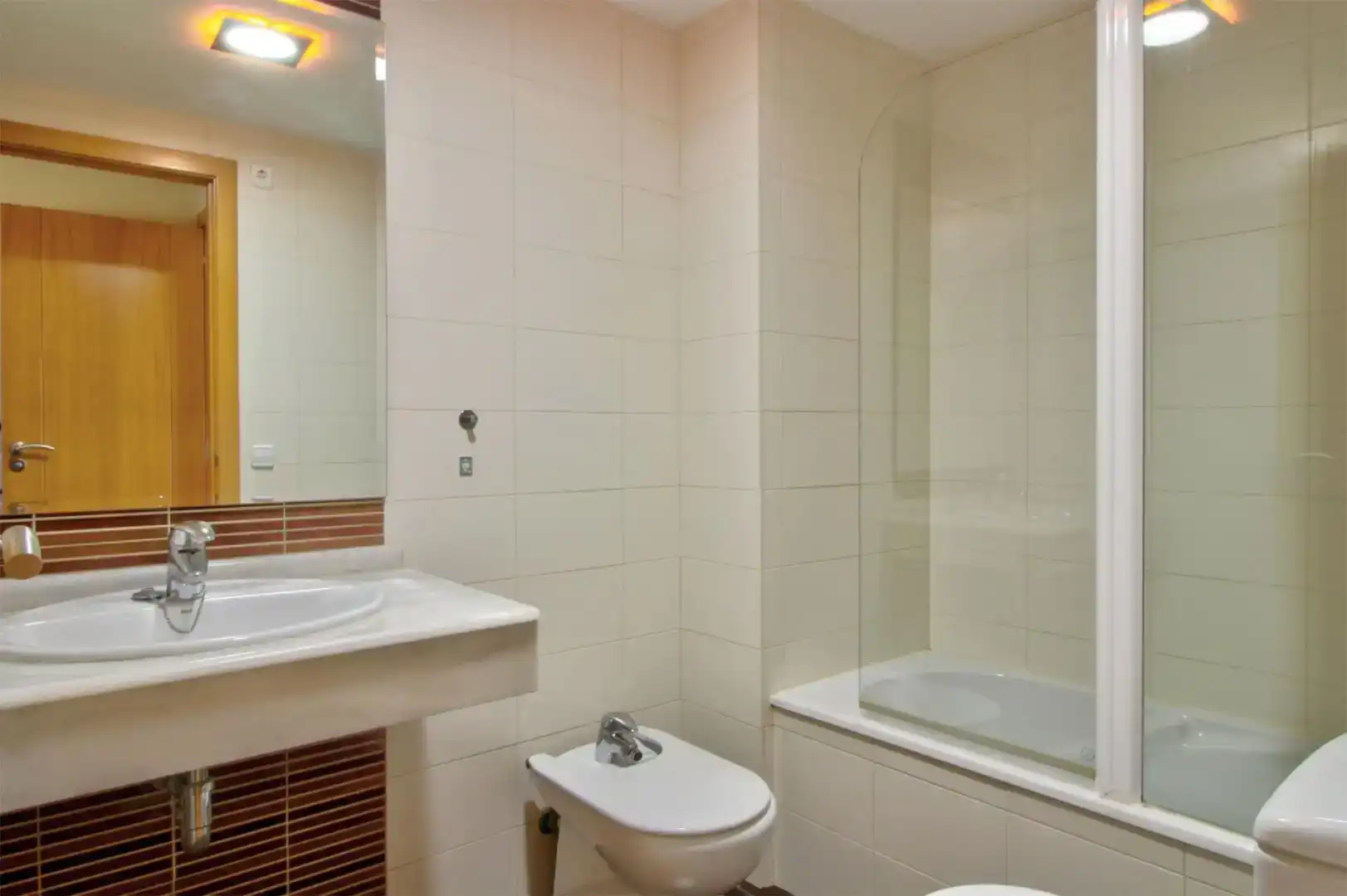 Bathroom of Flat for rent in Dénia  with Air Conditioner, Private garden and Furnished
