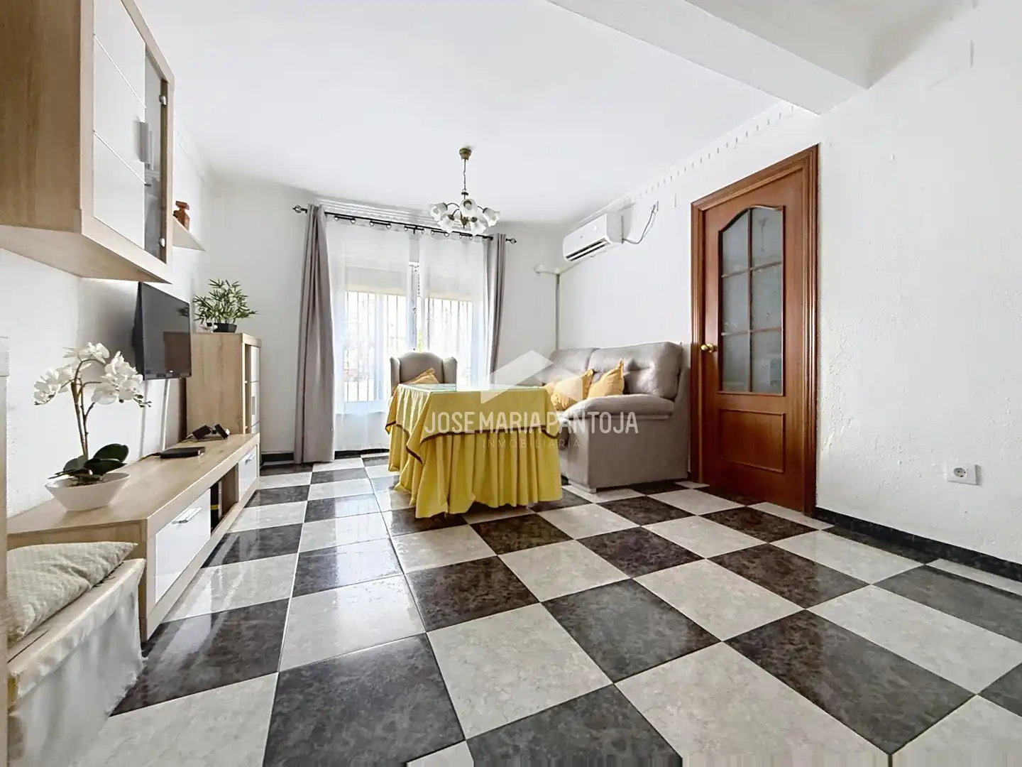 Sala de estar de Piso en venta en Jerez de la Frontera con Aire acondicionado