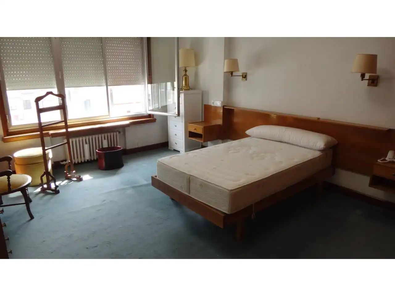 Habitación de Piso en venta en  Pamplona / Iruña con Calefacción, Parquet y Trastero