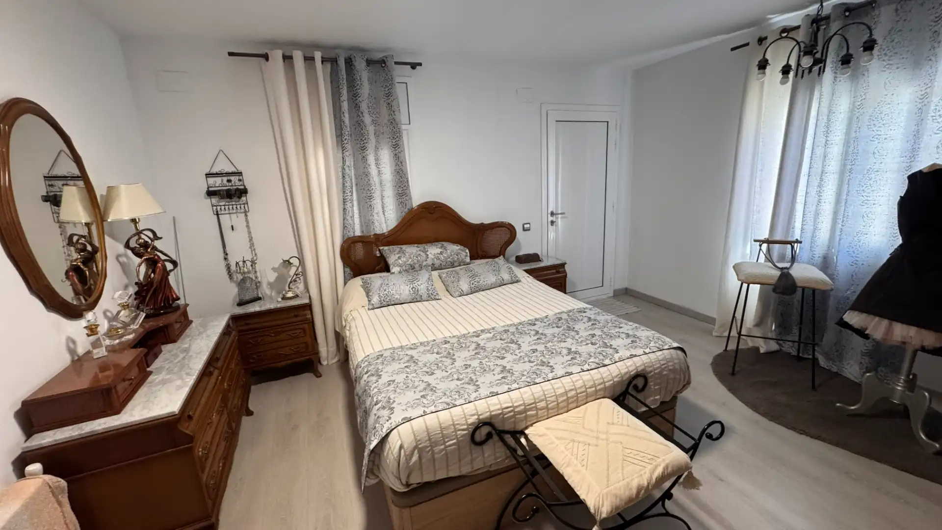Bedroom of Houses for sale in El Catllar   with Air Conditioner, Private garden and Swimming Pool