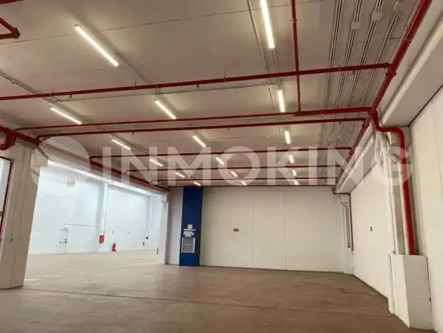 Industrial building to rent in Barrio de la Estación, imagen 11