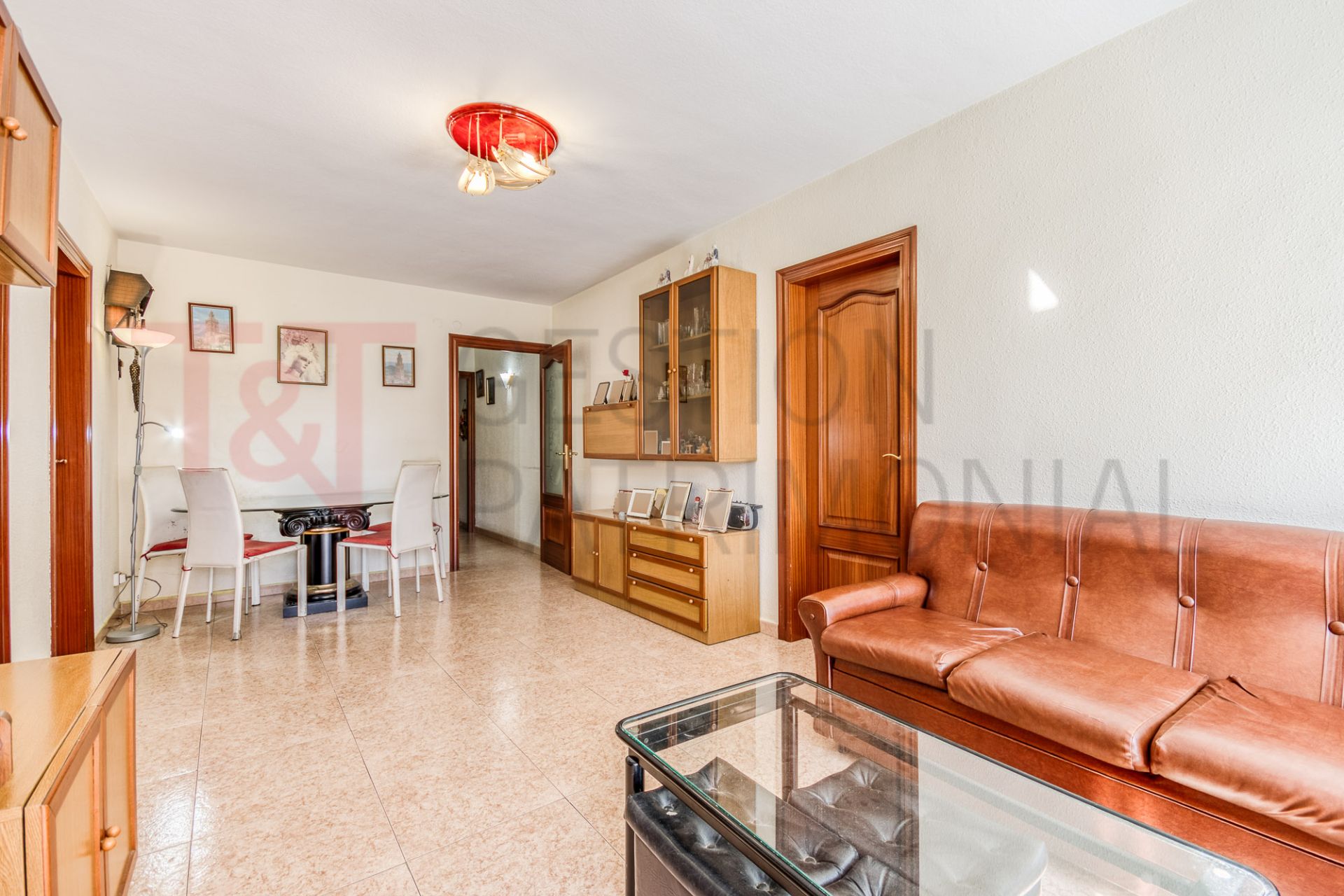 Sala de estar de Piso en venta en Cerdanyola del Vallès con Calefacción y Balcón