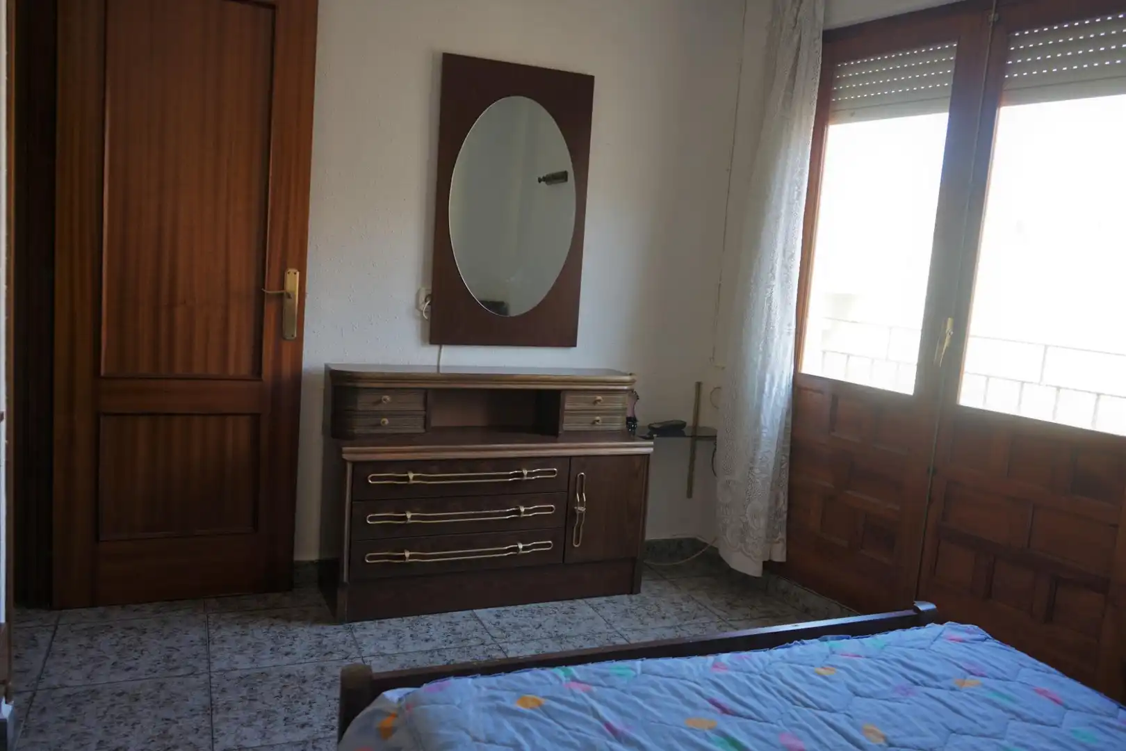 Dormitori de Pis en venda en Requena amb Traster i Balcó