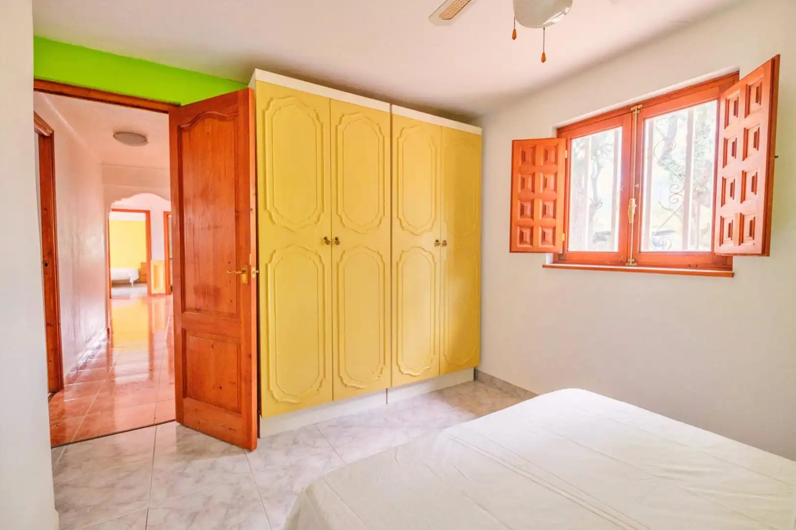 Dormitori de Casa o xalet en venda en Tortosa amb Jardí privat