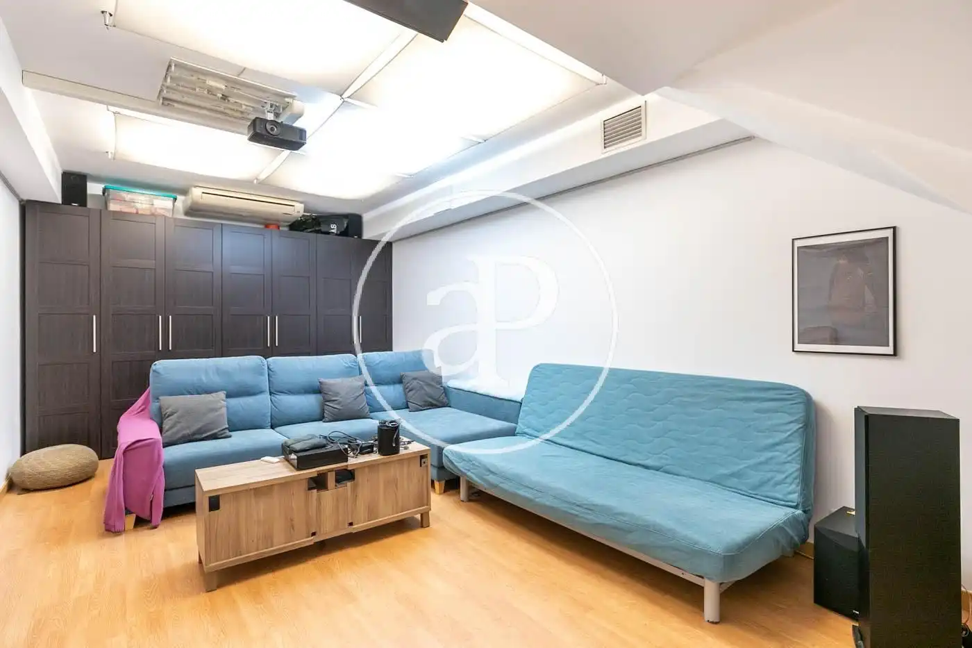 Sala d'estar de Casa o xalet de lloguer en Barcelona amb Aire condicionat, Calefacció i Terrassa