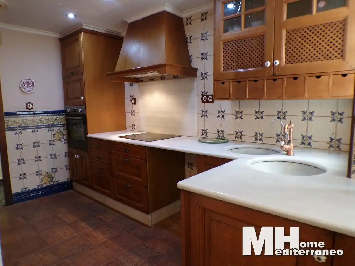 Cocina de Piso en venta en Sagunto / Sagunt con Calefacción y Terraza