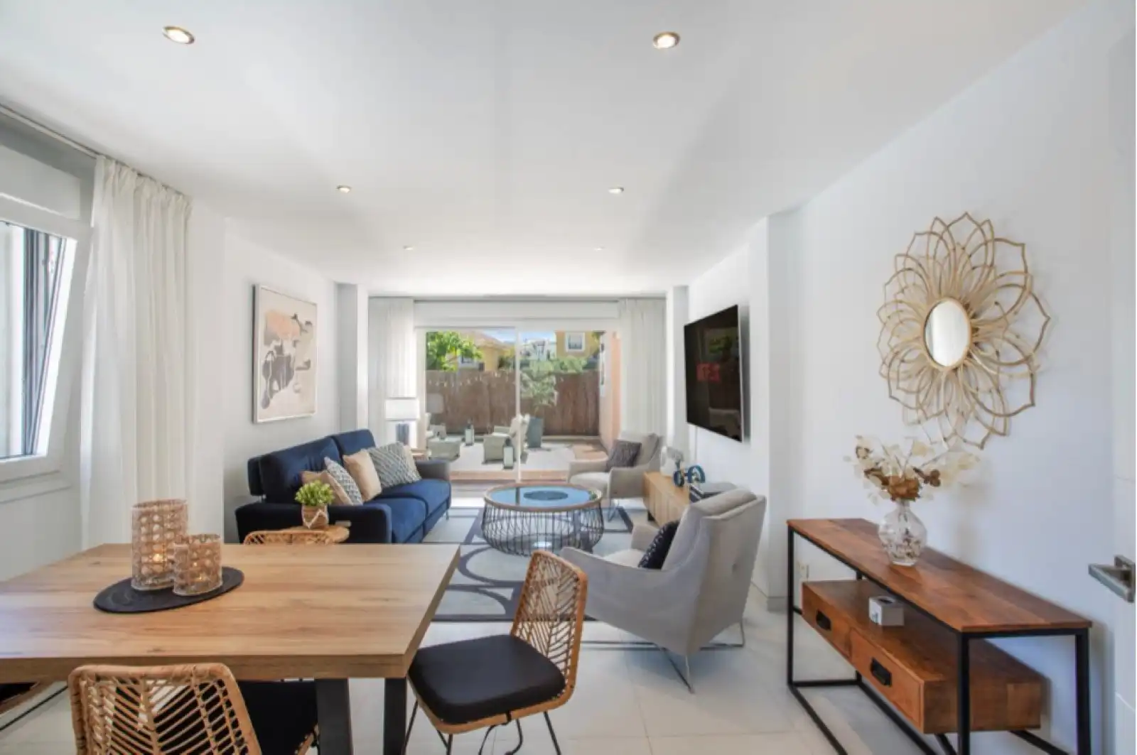 Maison avec terrasse à vendre à San Luis de Sabinillas, imagen 4