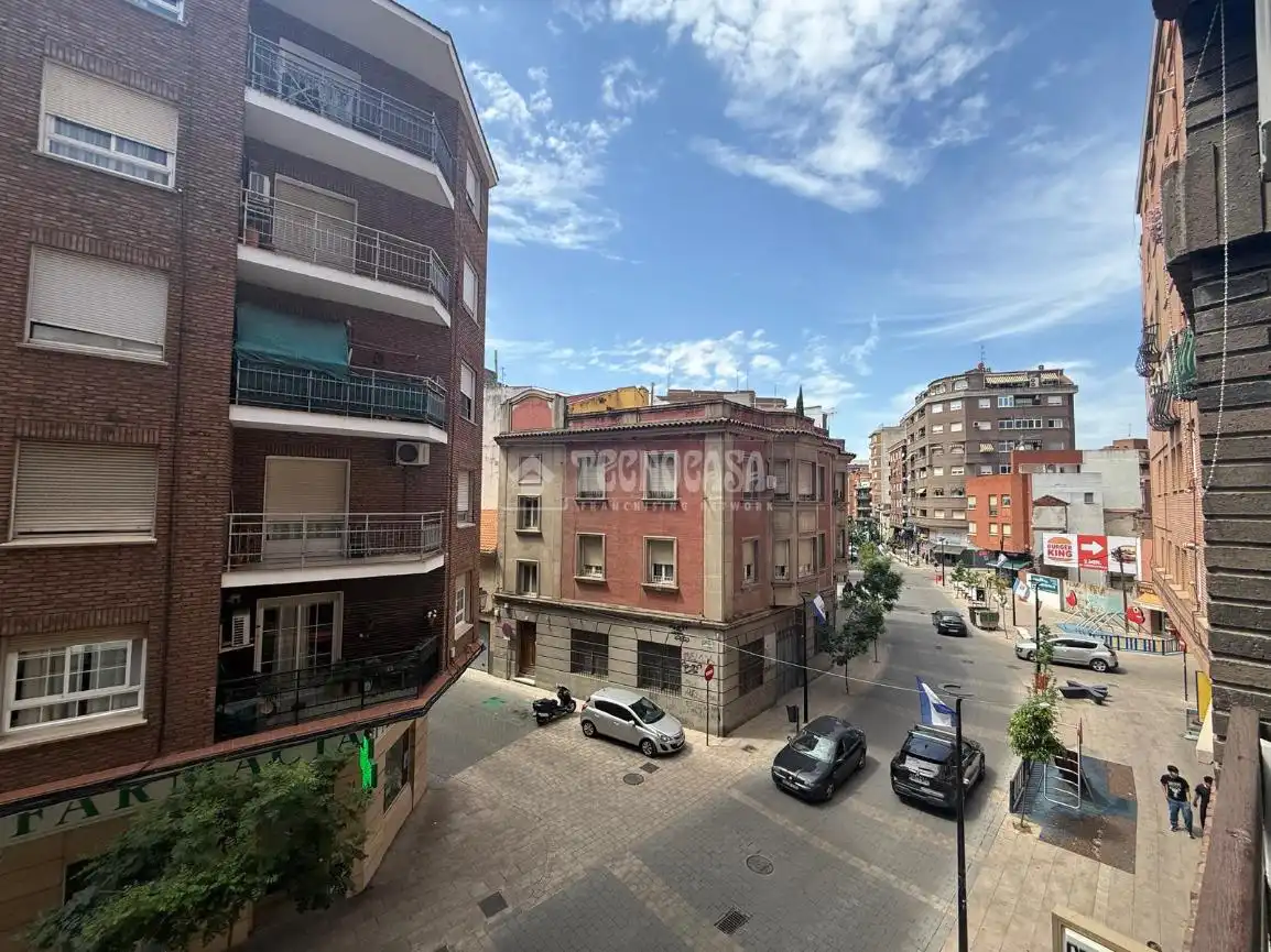 Vista exterior de Piso en venta en Talavera de la Reina con Terraza y Amueblado