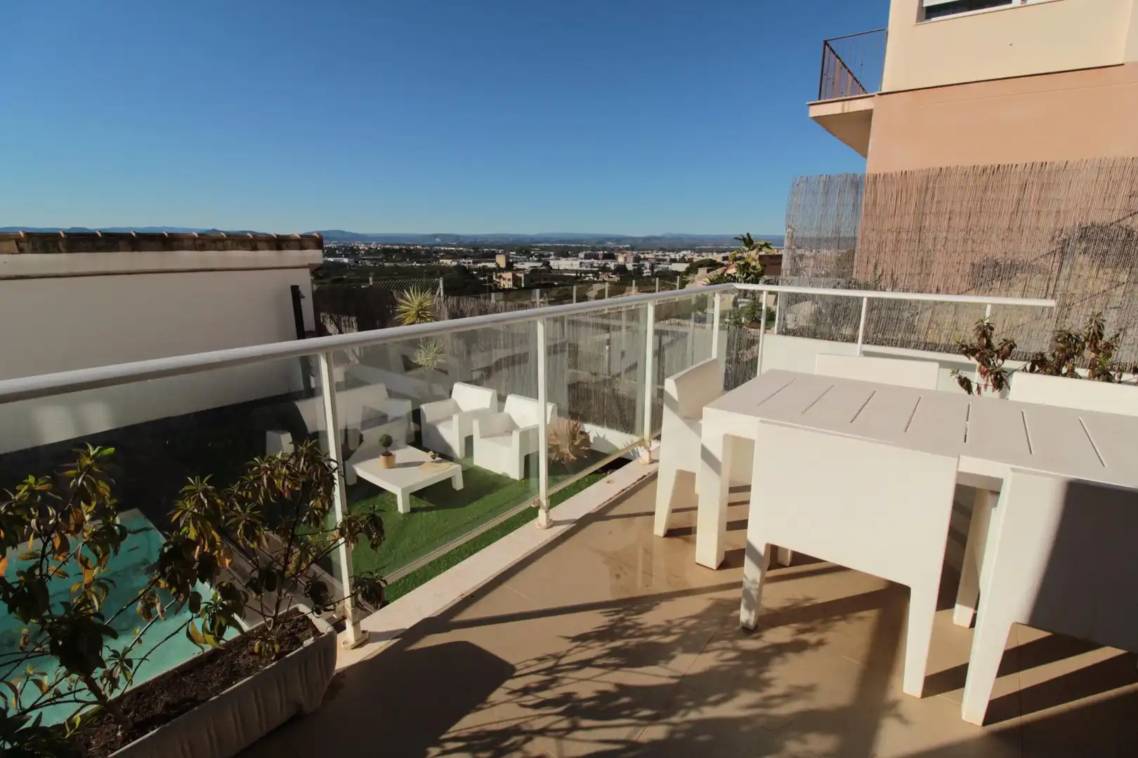 Terrassa de Casa o xalet en venda en Alzira amb Aire condicionat, Jardí privat i Parquet