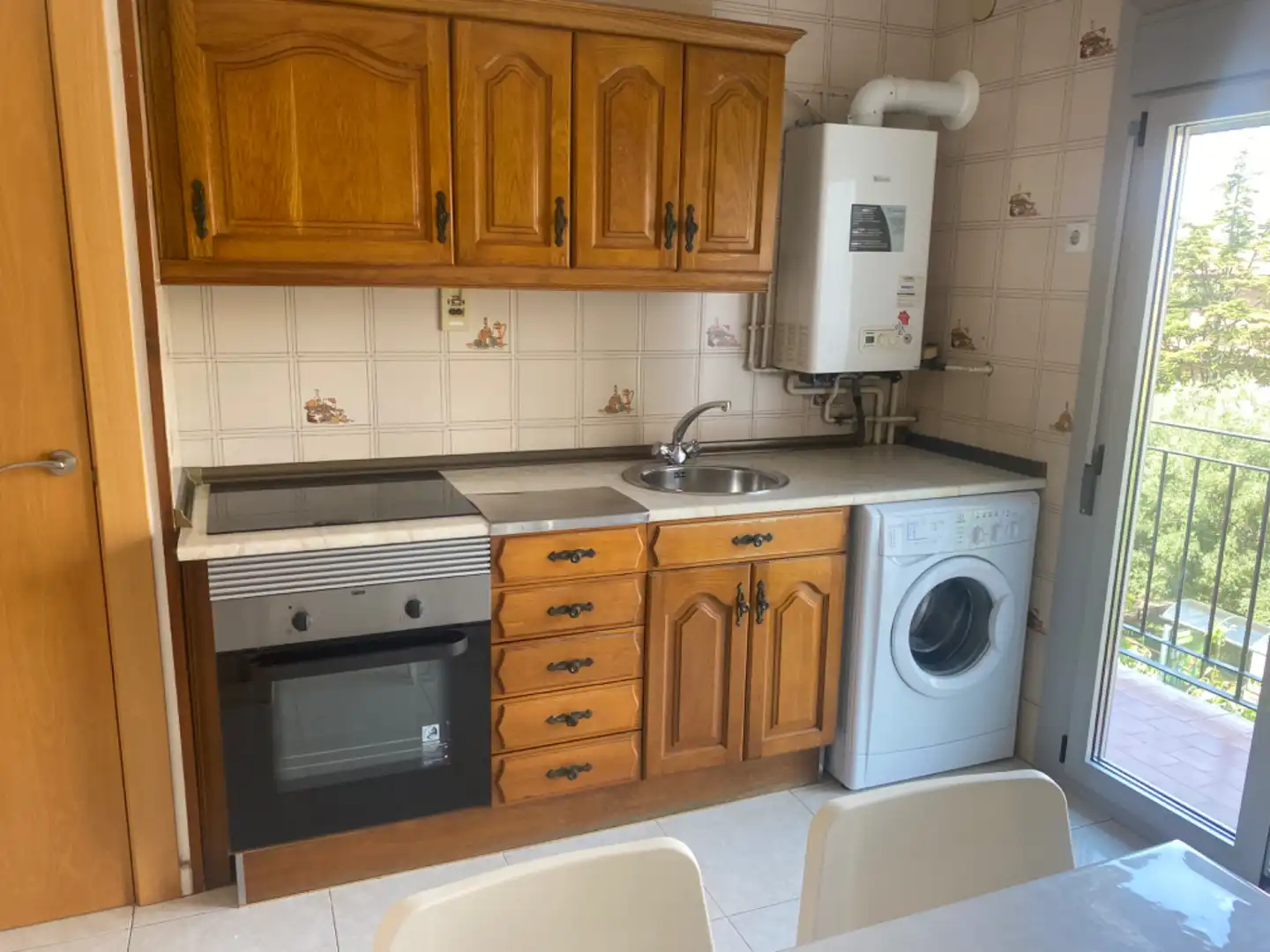 Küche von Wohnung zur Miete in Huesca mit Heizung, Terrasse und Möbliert