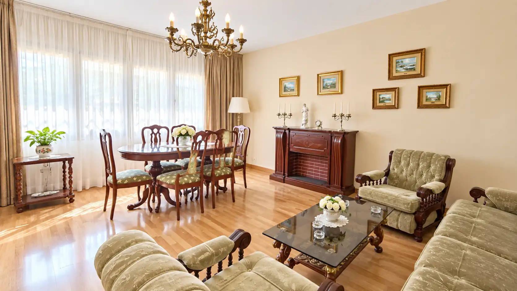 Sala d'estar de Casa o xalet en venda en Rincón de la Victoria amb Aire condicionat, Calefacció i Jardí privat