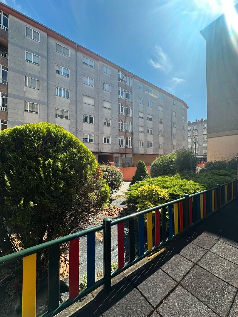 Piso en venta en Avenida Rosalía de Castro, 34, O Milladoiro