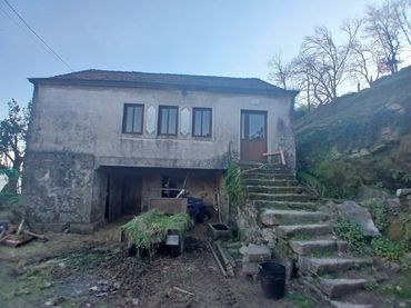 Maison avec jardin à vendre à Barrio  Cernada