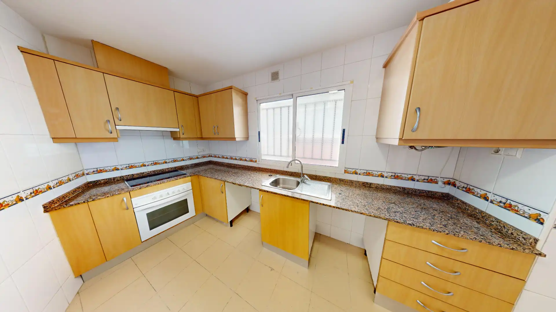 Kitchen of Flat for sale in Alicante / Alacant  with Storage room, Oven and Balcony
