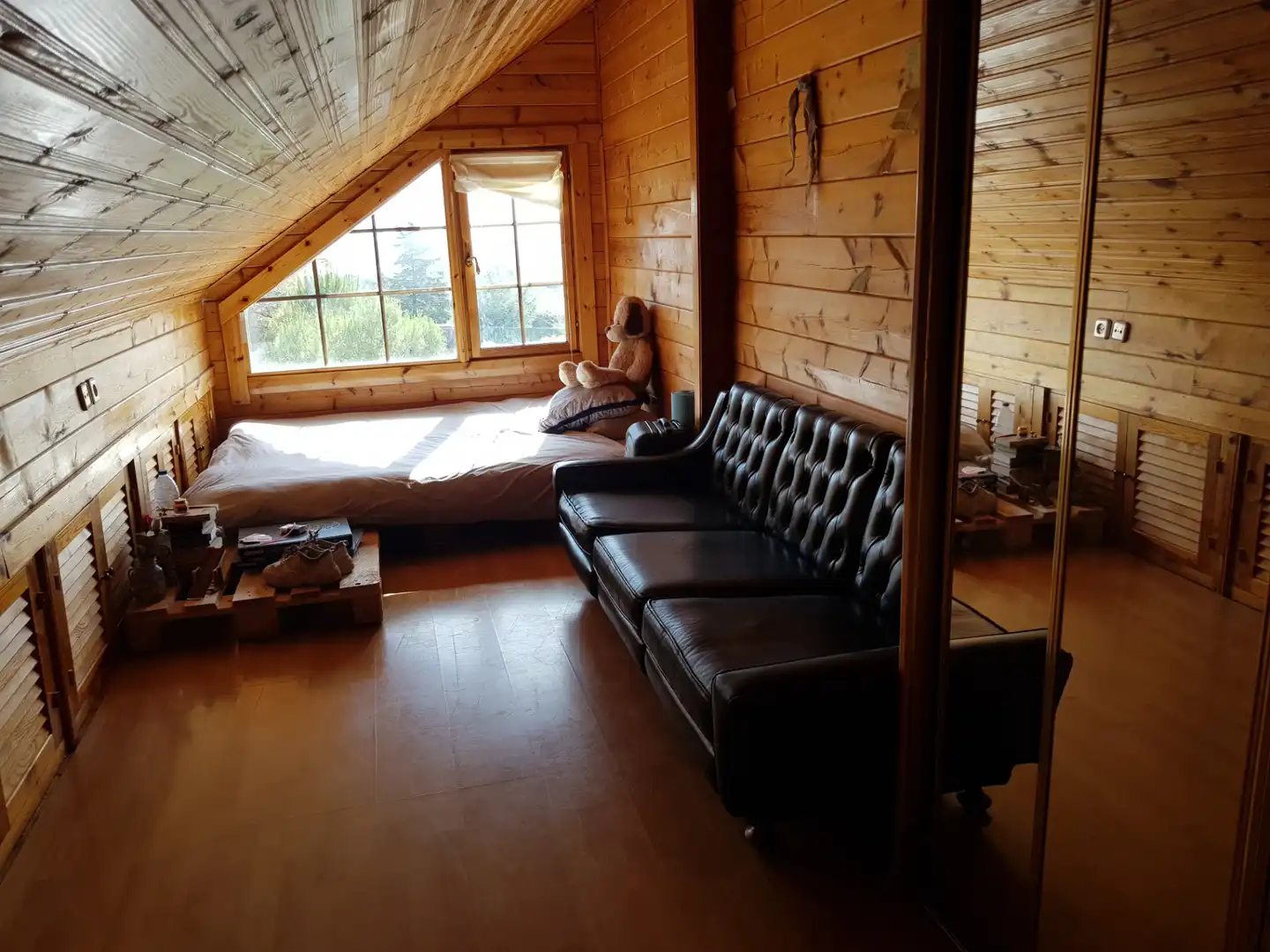 Sala d'estar de Casa o xalet en venda en Valdemorillo amb Aire condicionat, Calefacció i Jardí privat