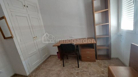 Photo 5 of Flat for rent in Calle Alcalde Sanz Noguer, Ciudad Jardín - Zoco, Córdoba Capital