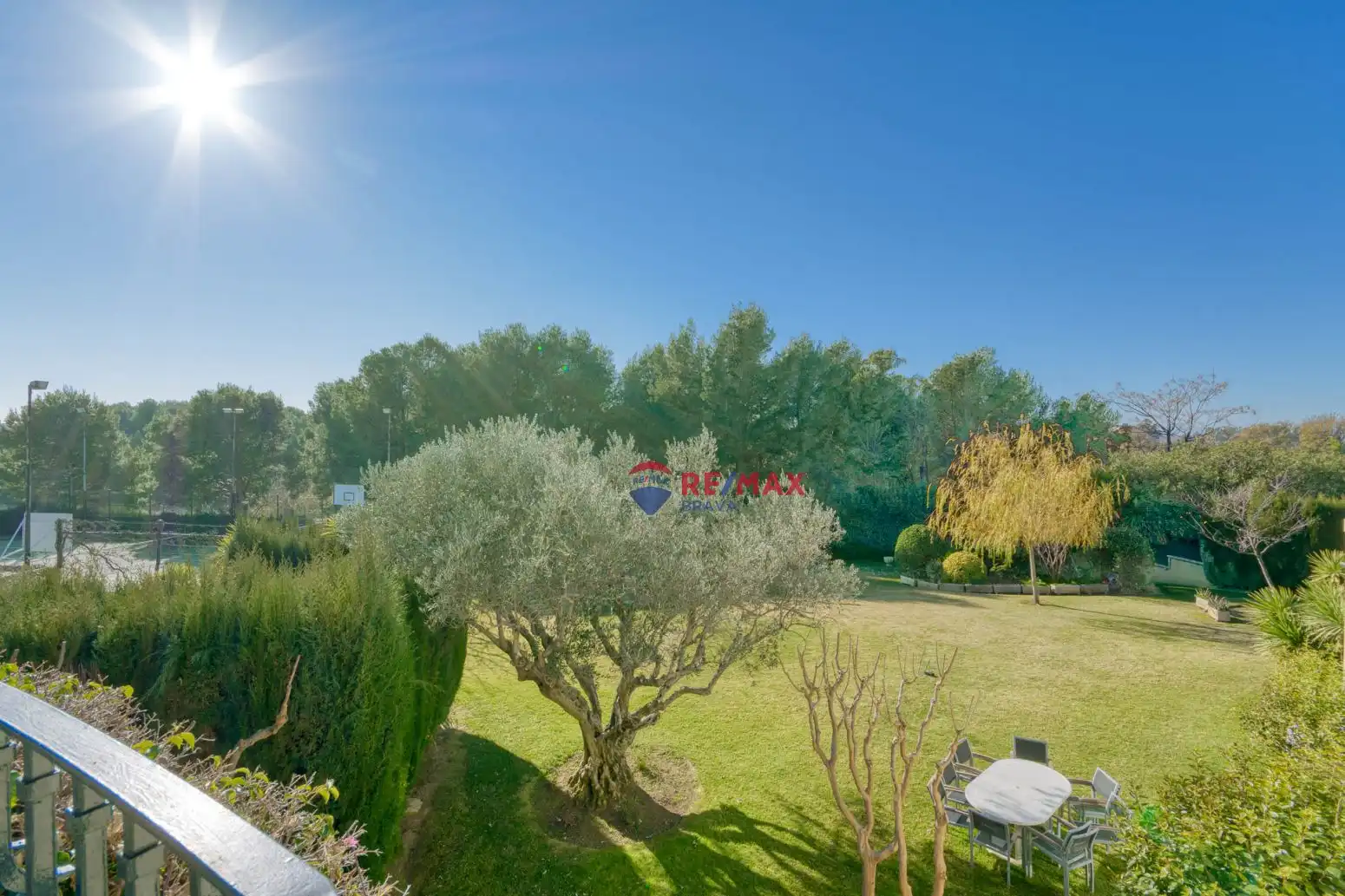 Jardí de Casa o xalet en venda en Roses amb Aire condicionat, Jardí privat i Terrassa
