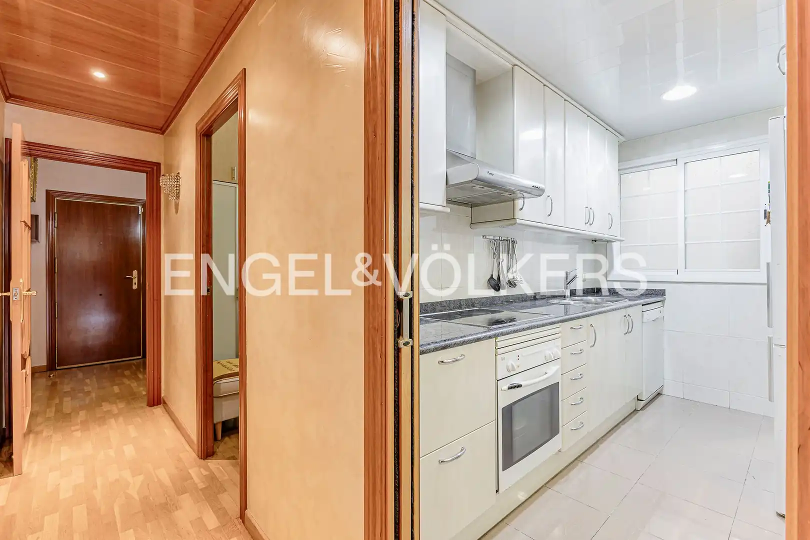 Kitchen of Flat for sale in Barcelona  with Air Conditioner, Heating and Furnished
