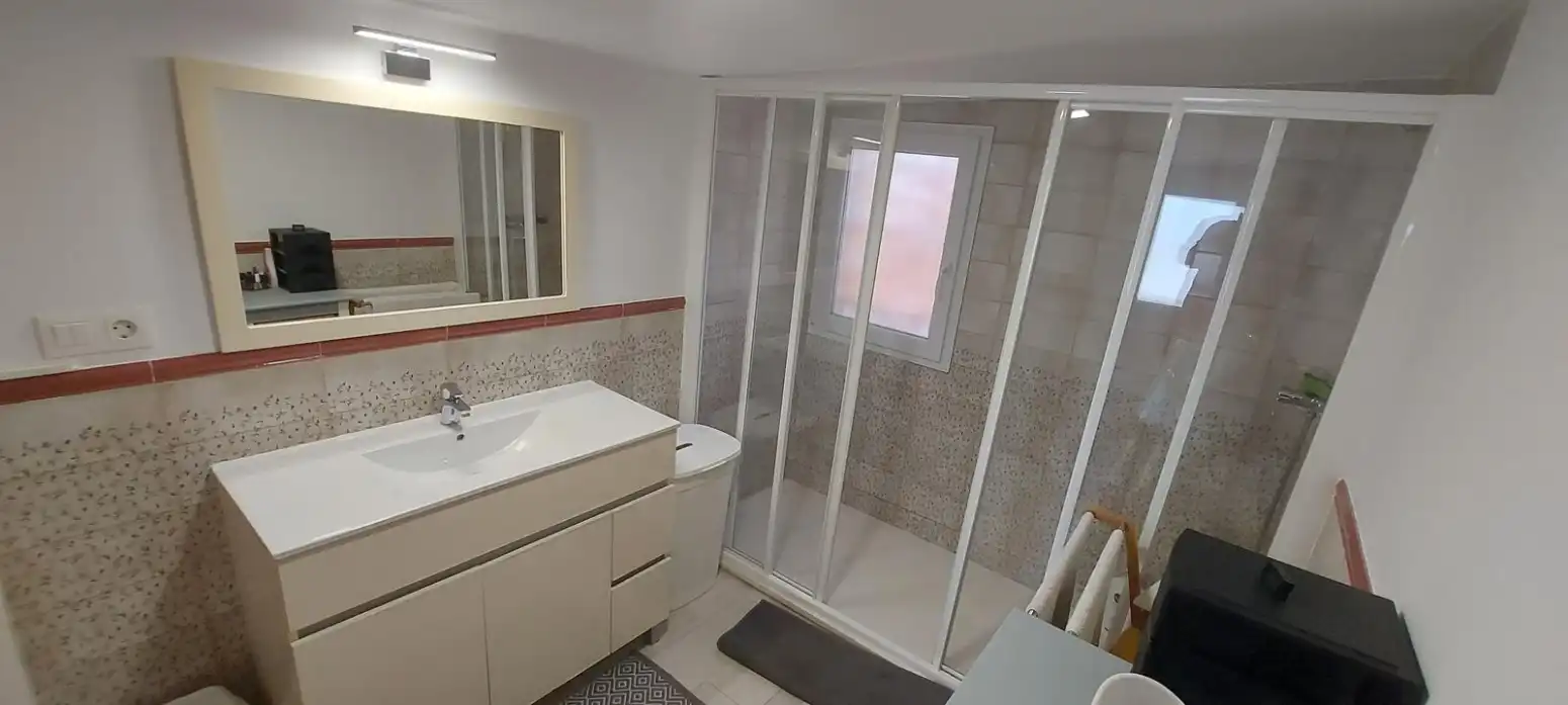 Bany de Casa o xalet en venda en Alfara de la Baronia