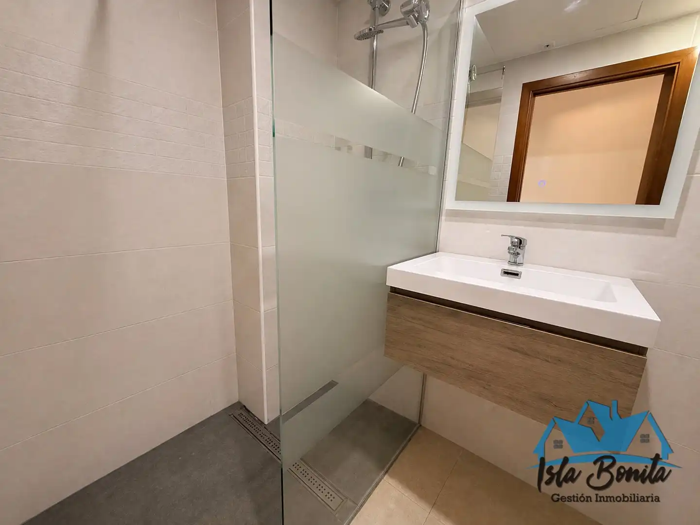 Baño de Casa adosada en venta en Marratxí con Aire acondicionado, Calefacción y Terraza