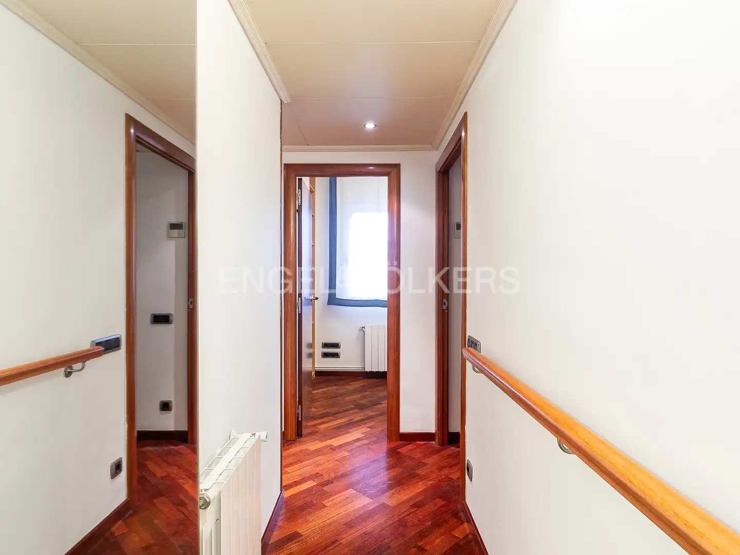 Wohnung zur Miete in La Maternitat i Sant Ramon