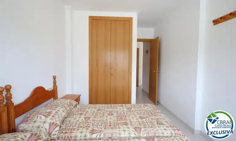 Bedroom of Apartments for sale in Llançà  with Air Conditioner, Heating and Terrace