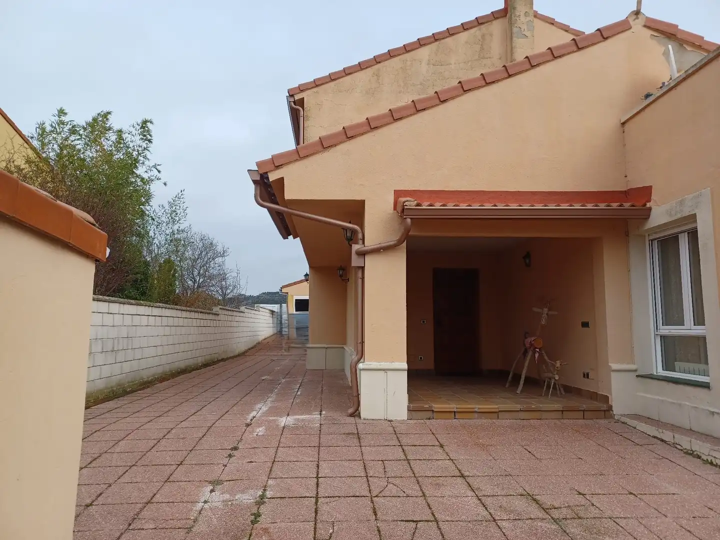 Vista exterior de Casa o chalet en venta en Renedo de Esgueva con Jardín privado