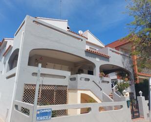 Vista exterior de Casa o xalet en venda en Moncofa amb Calefacció, Jardí privat i Terrassa