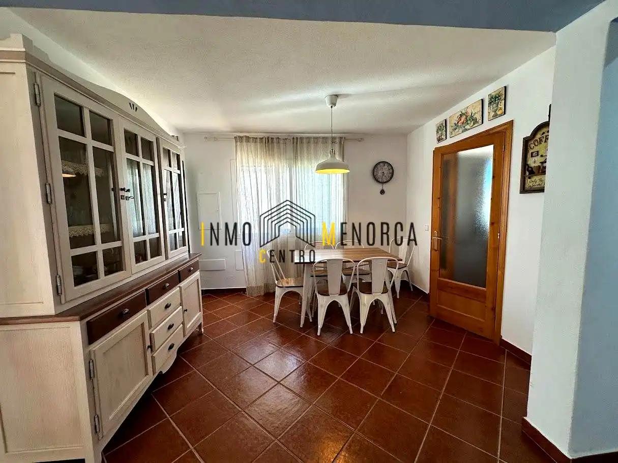 Vista exterior de Casa o xalet en venda en Es Mercadal amb Aire condicionat, Jardí privat i Terrassa