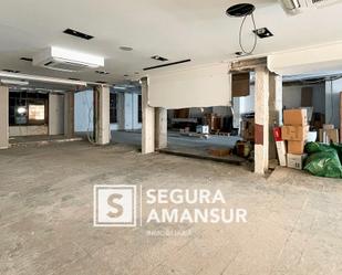 Office for sale in Población de Arroyo