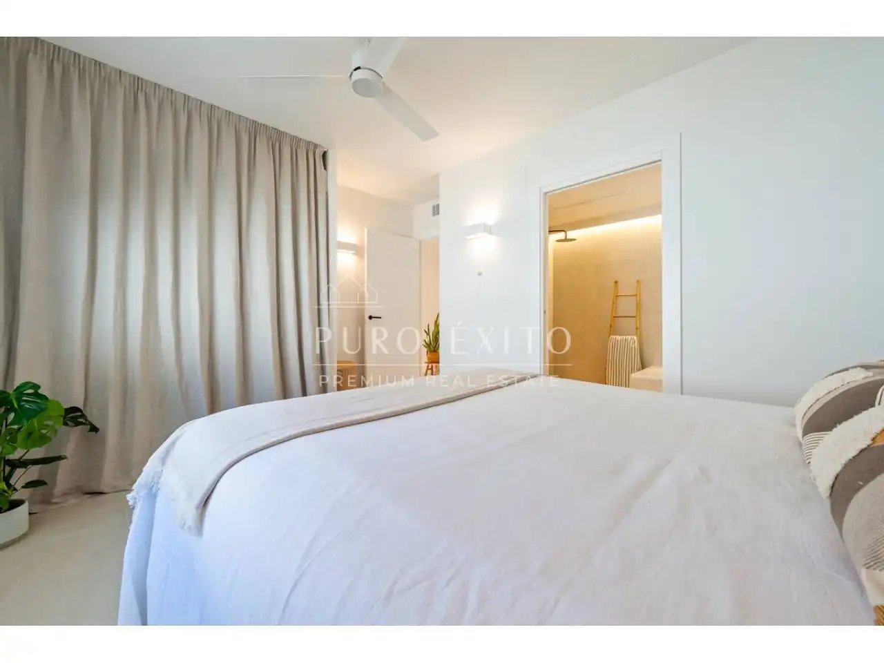 Schlafzimmer von Haus oder Chalet zum Verkauf in Cambrils mit Heizung, Privatgarten und Terrasse