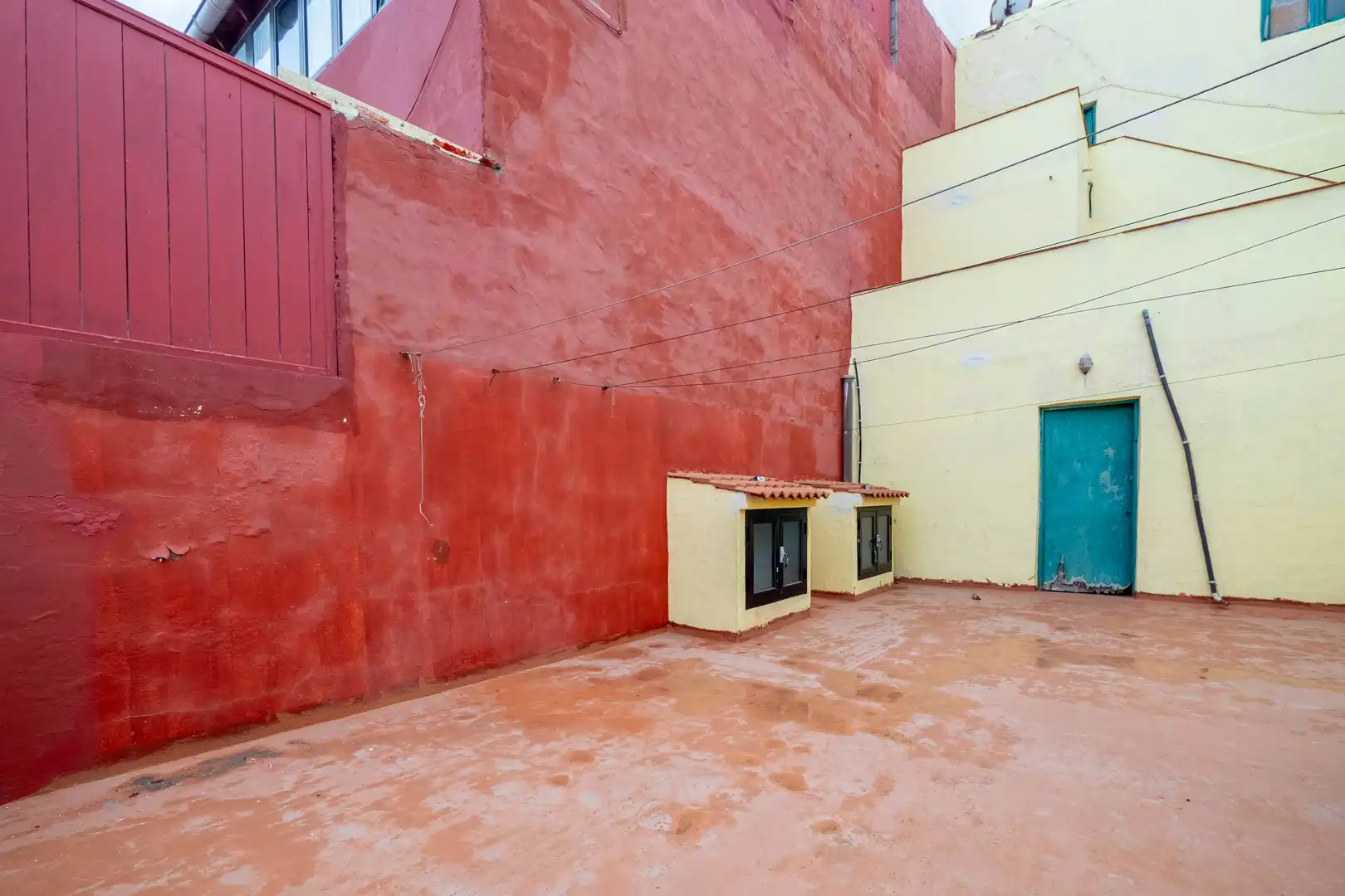 Vista exterior de Casa o xalet en venda en Santa María de Guía de Gran Canaria amb Terrassa, Moblat i Balcó