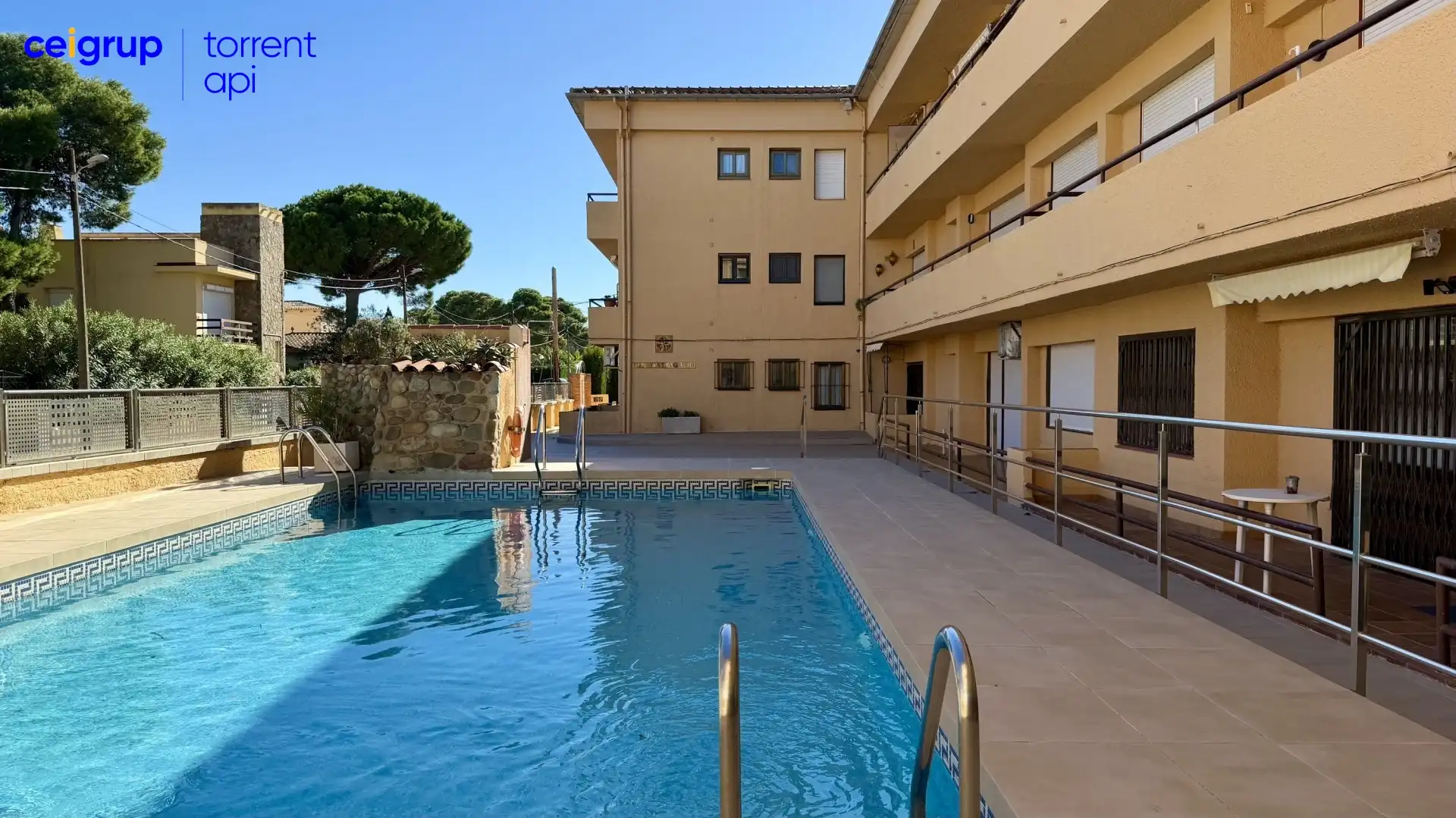 Piso con piscina en venta en Els Griells