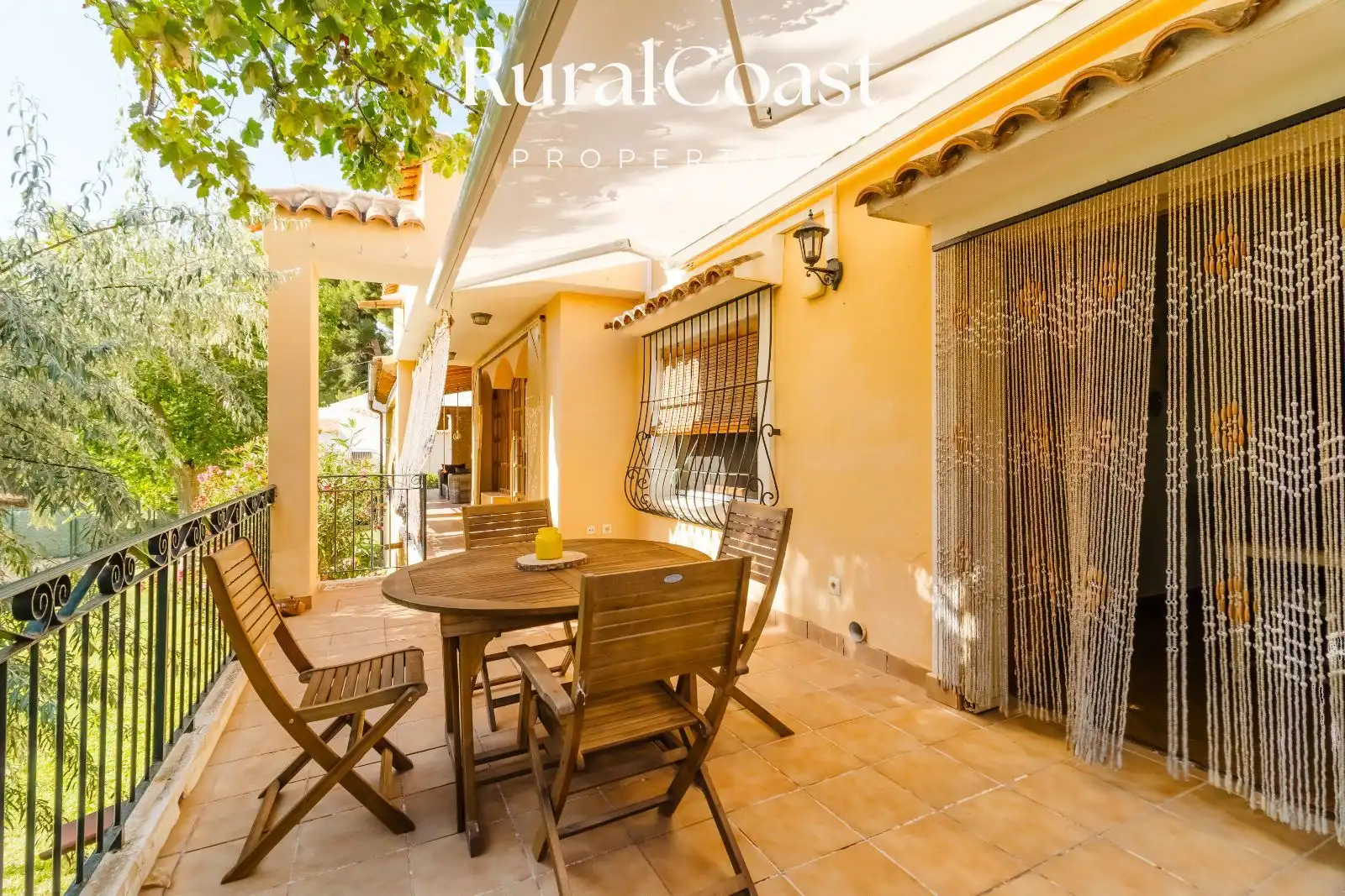 Vista exterior de Casa o chalet en venta en Tibi con Aire acondicionado, Calefacción y Jardín privado