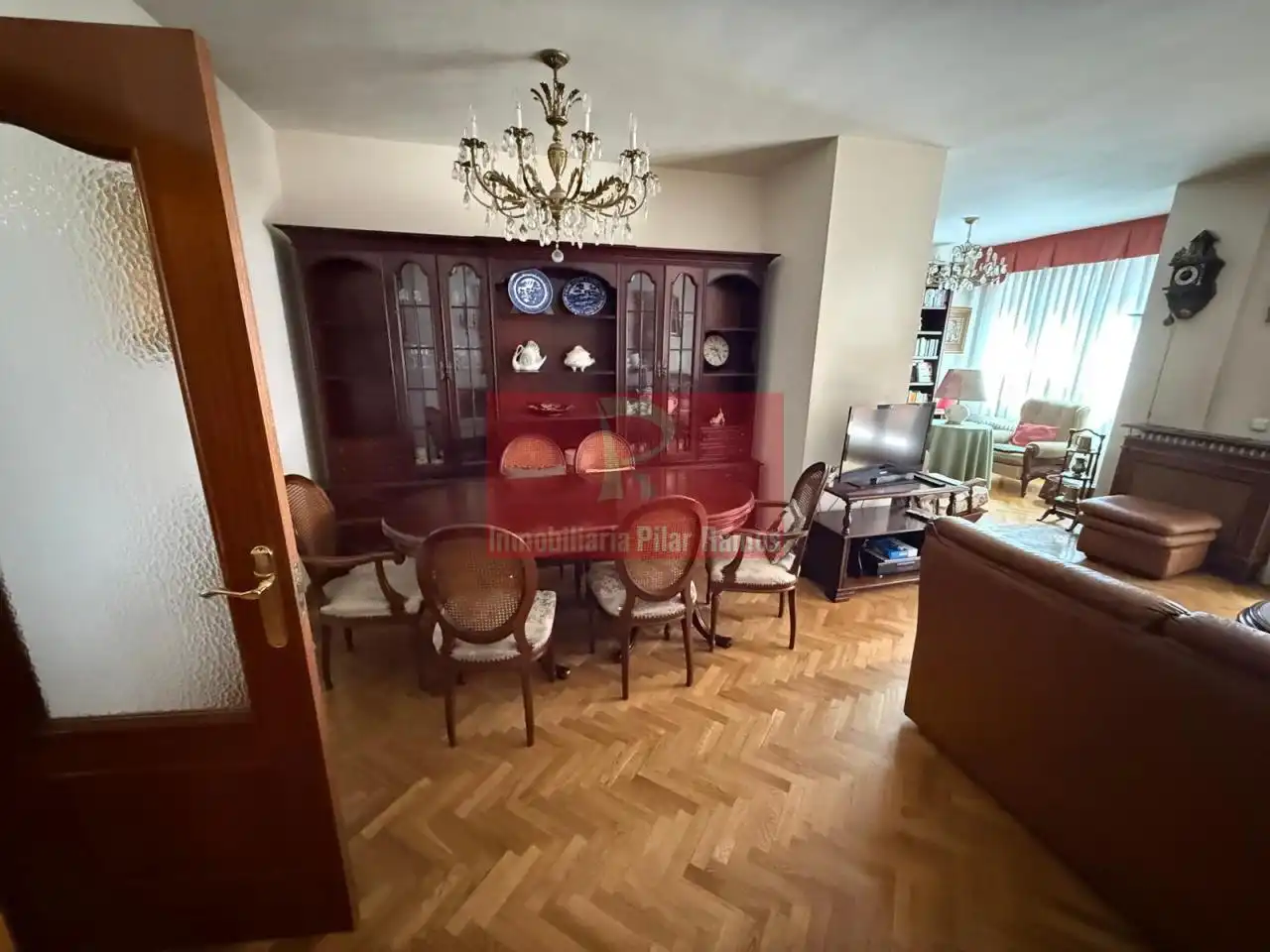 Comedor de Piso en venta en León Capital  con Calefacción, Parquet y Terraza